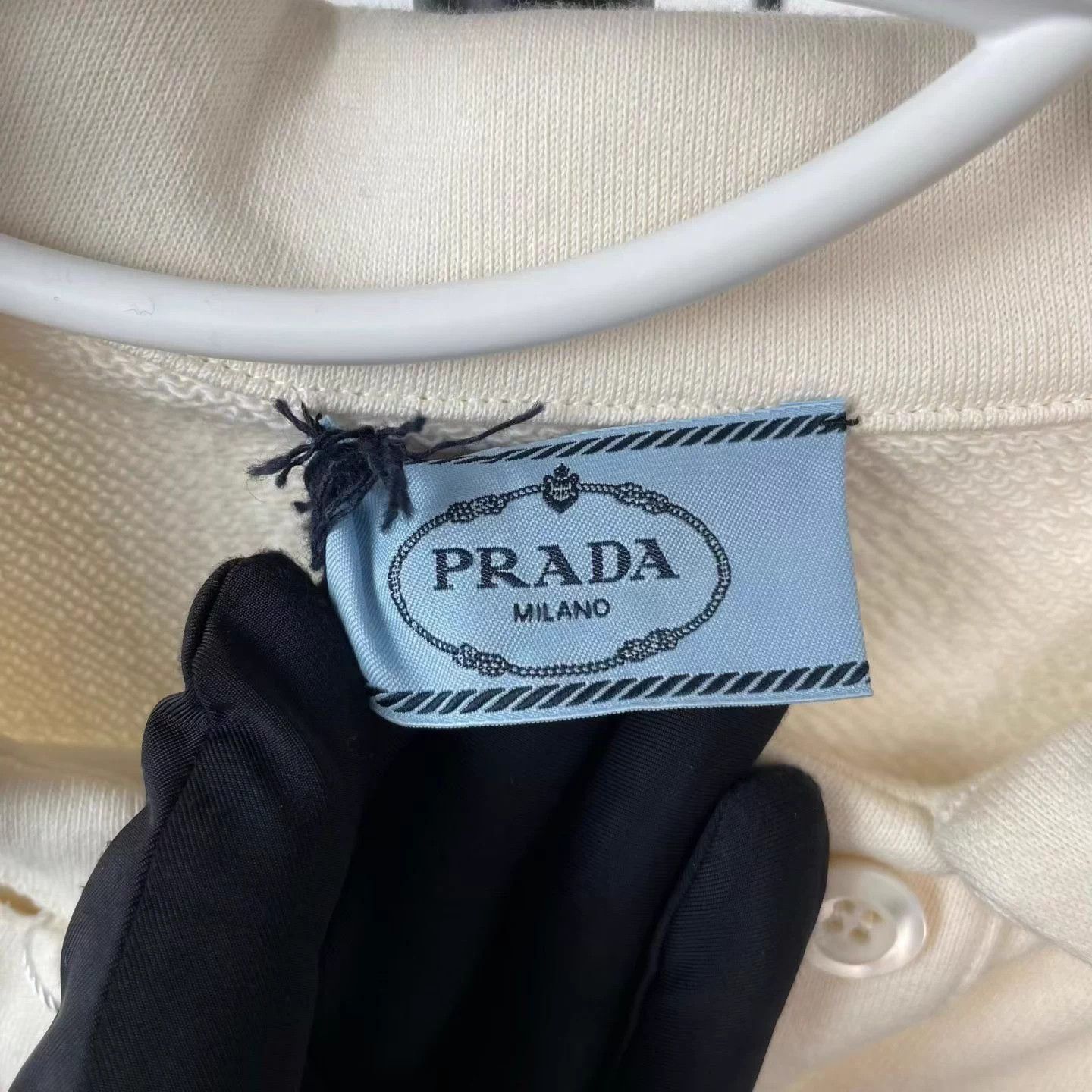 Prada Prada T-shirt XS Size XS / US 0-2 / IT 36-38 - 4 Thumbnail