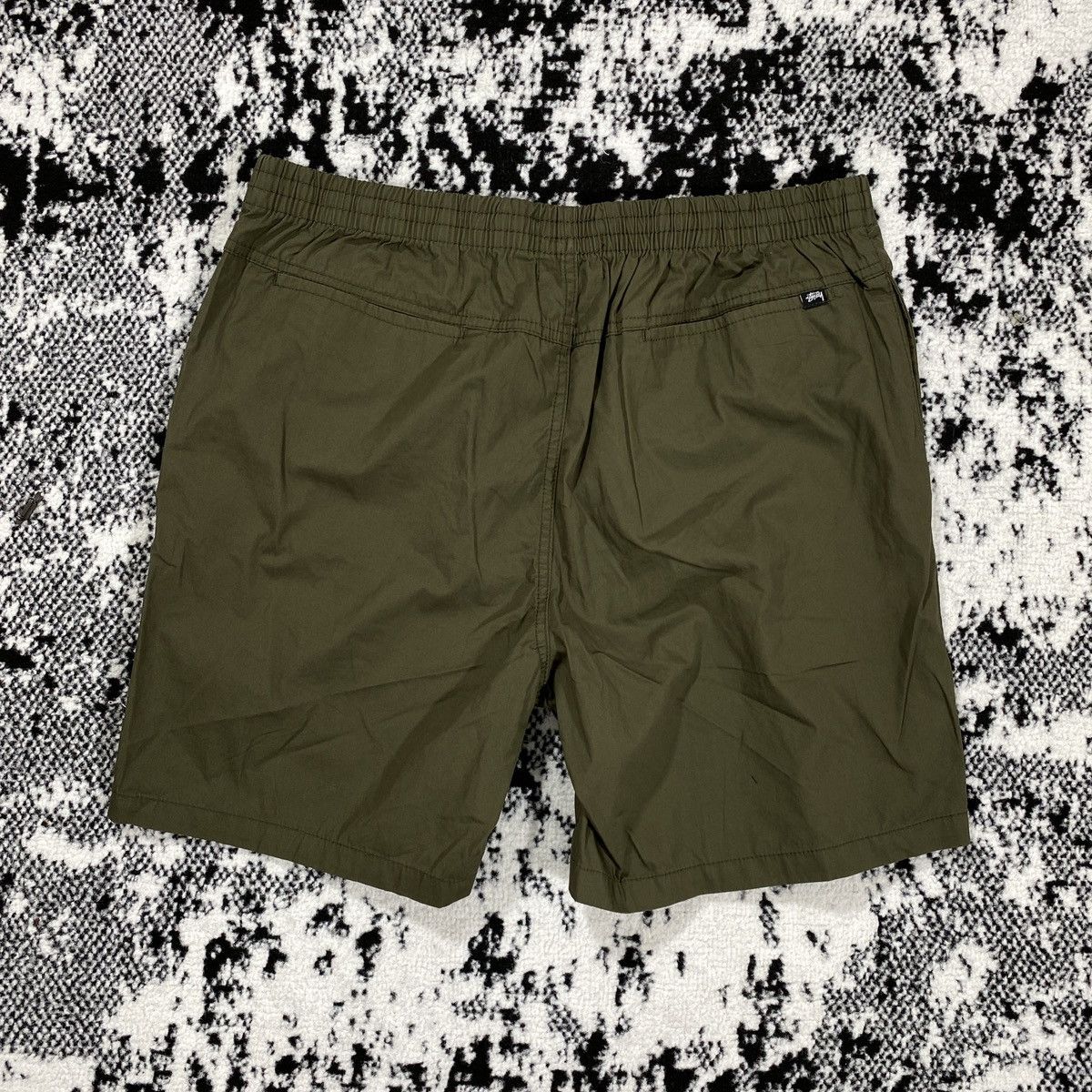 Other STUSSY ROLL THE DICE BEACHSHORTS - ARMY GREEN - 32 Size US 32 / EU 48 - 2 Thumbnail