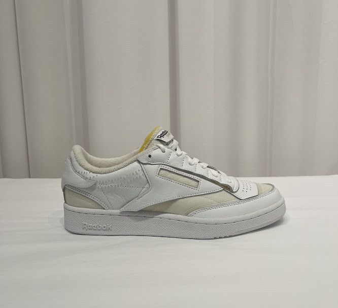 Maison Margiela o1w1db10324 Sneaker in White Size US 12 / EU 45 - 1 Thumbnail