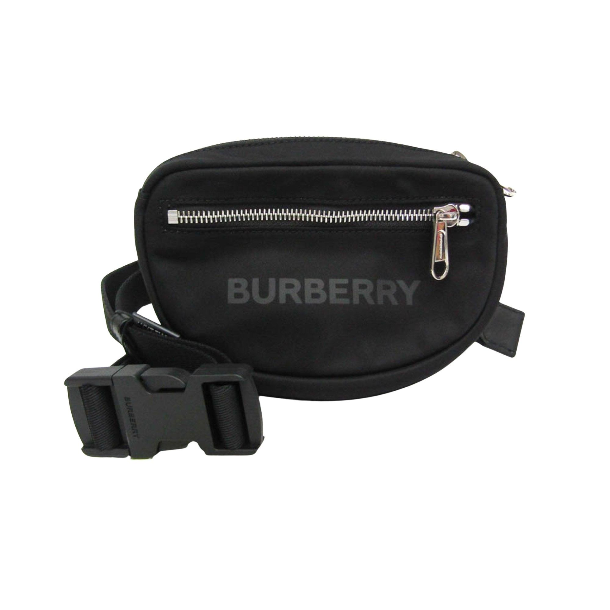Burberry clutch