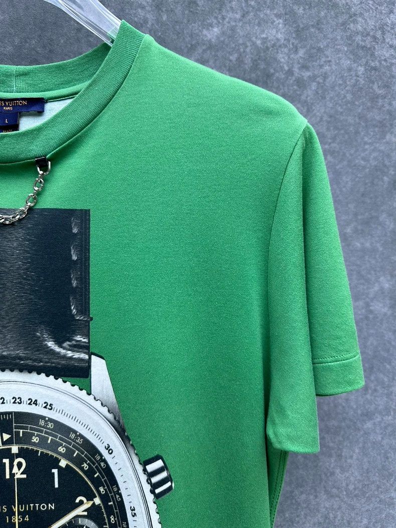Louis Vuitton Louis Vuitton Watch Printed T-Shirt 2504-Nextarrow Size US L / EU 52-54 / 3 - 5 Thumbnail