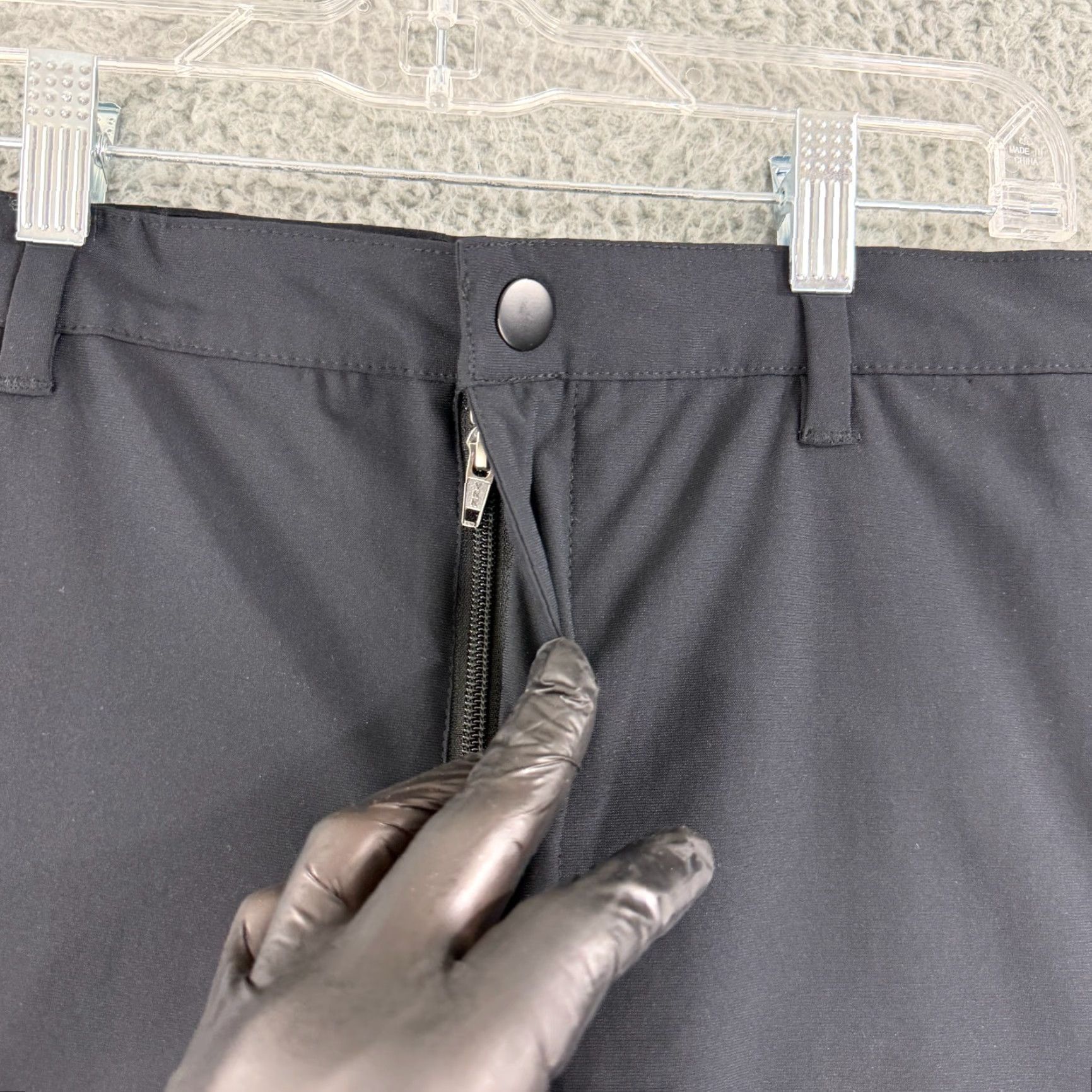 UES Clothing Cuts Clothing AO Jogger Mens XL Black Stretch Casual Athletic Lightweight Pants Size US 36 / EU 52 - 3 Thumbnail