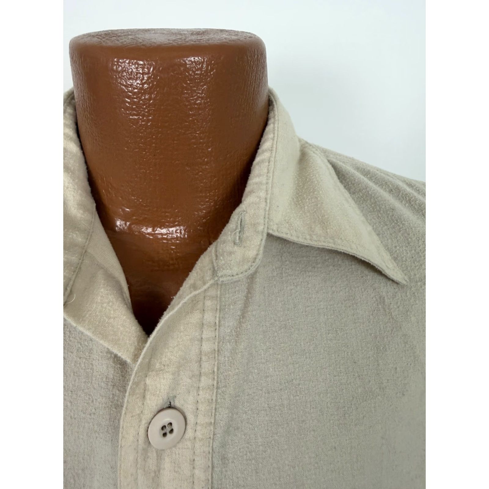 Bugle Boy VINTAGE Bugle Boy Flannel Shirt Mens Large Ivory Lightweight 90s Outdoors Button-Up Long Sleeve Size US L / EU 52-54 / 3 - 4 Thumbnail