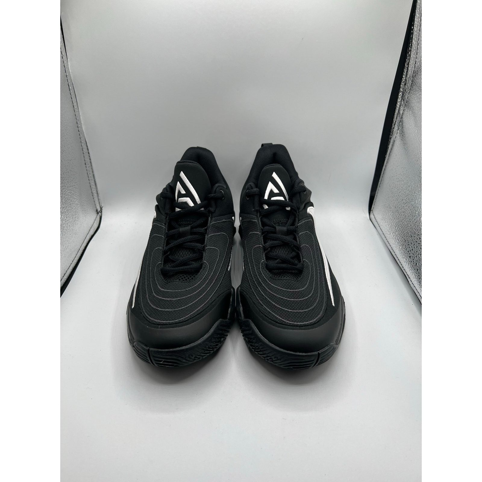 Nike Nike Giannis Immortality 4 GS “Black” size 6Y Size US 6 / EU 39 - 2 Thumbnail