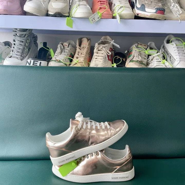 Louis Vuitton Louis Vuitton Pink Fashion Sneakers for Women -2508 Size US 6 / IT 36 - 6 Thumbnail