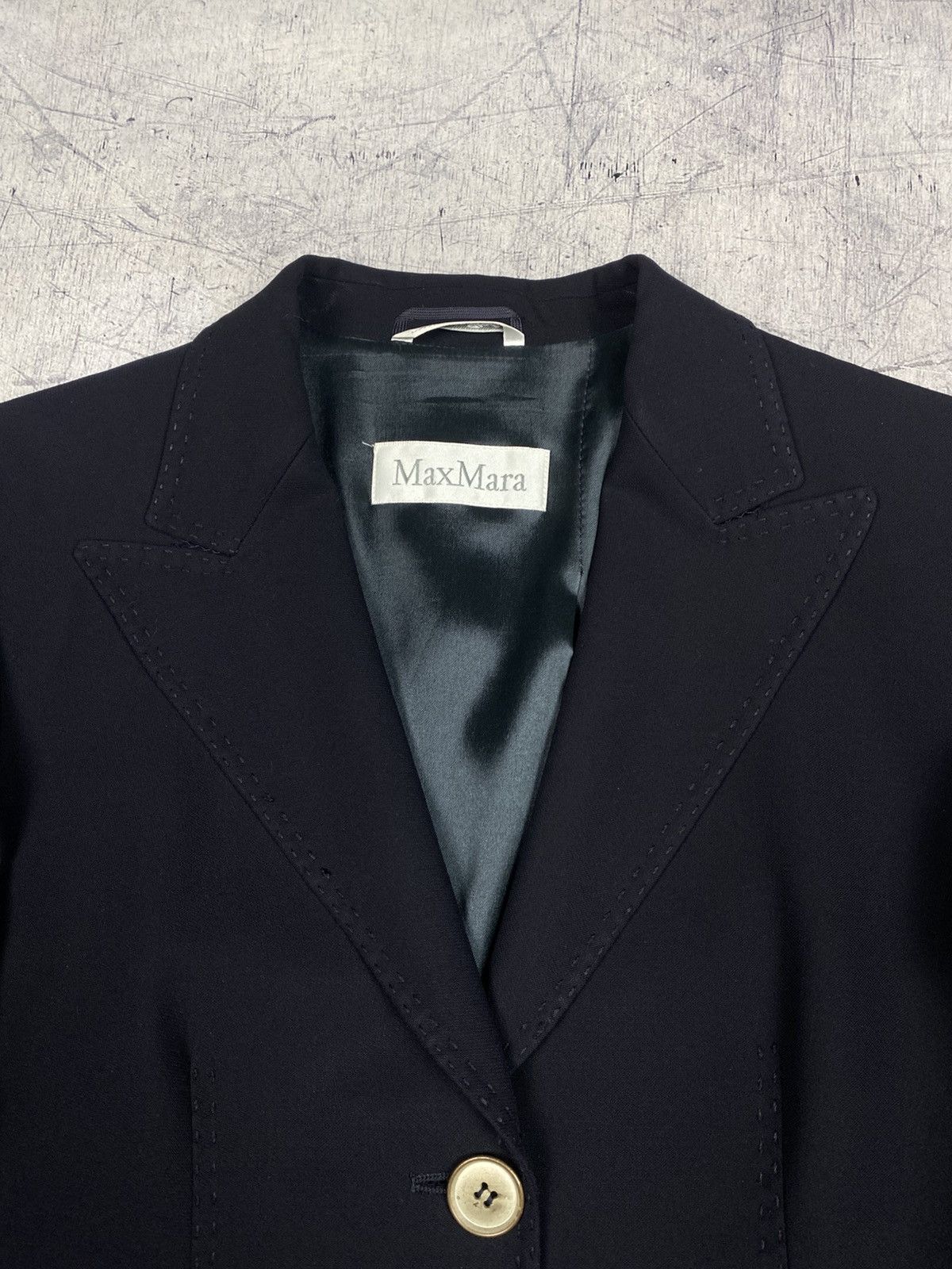 Max Mara Max Mara Black Virgin Wool Blazer Made in Italy Size M / US 6-8 / IT 42-44 - 5 Thumbnail