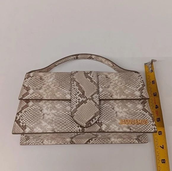 Jacquemus Jacquemus Le Grand Bambino Snake-Embossed Crossbody Bag Size ONE SIZE - 16 Thumbnail