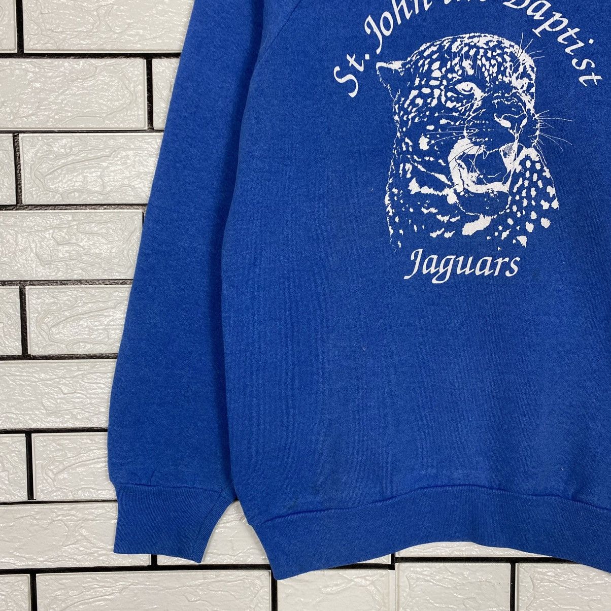 Vintage Vintage Sweatshirt St John The Baptist Jaguars Big Logo Size US S / EU 44-46 / 1 - 5 Thumbnail