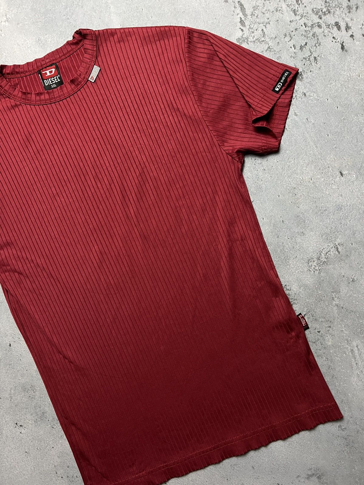 Diesel Vintage Diesel T Shirt Tee Big Logo Baggy Distressed 90s Y2K Size US L / EU 52-54 / 3 - 4 Thumbnail