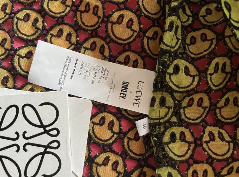Loewe LOEWE Smiley co-branded shirt Size US XXS / EU 40 - 4 Thumbnail