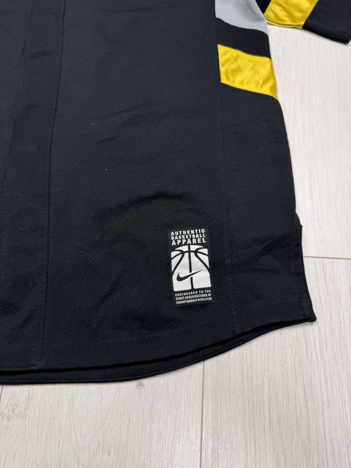 Nike 2009 1990s Y2K VINTAGE NIKE BASKETBALL JERSEY T SHIRT Size US M / EU 48-50 / 2 - 2 Thumbnail