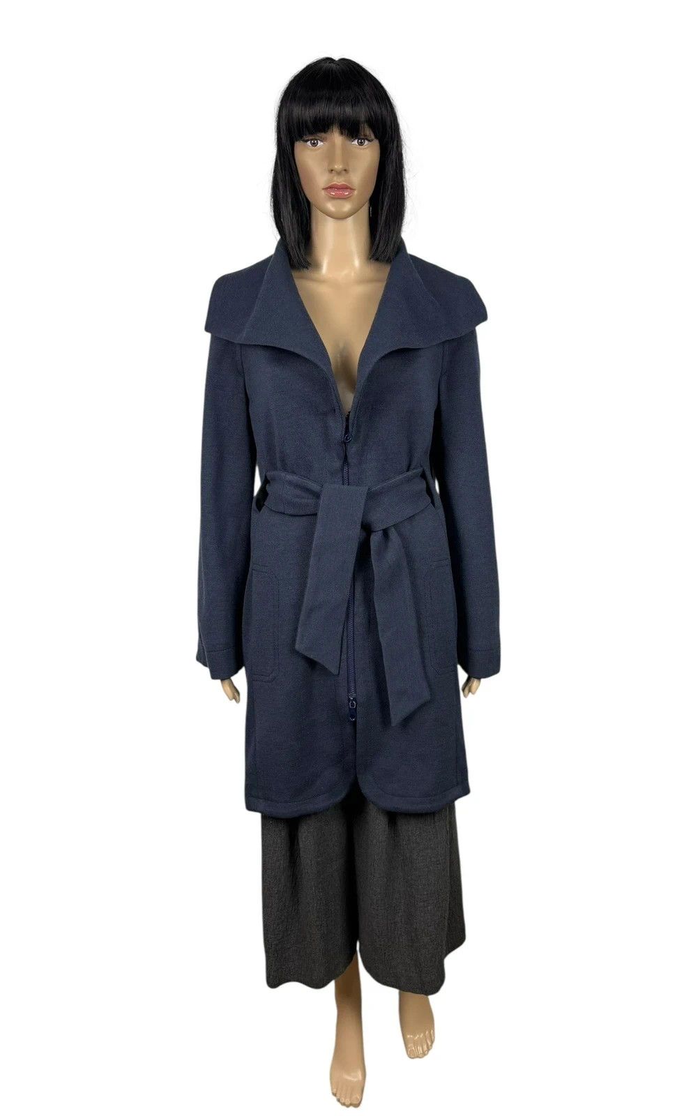 Ungaro Paris Ungaro Fuchsia Wool Belted Coat Vintage size GB6 US4 Size XS / US 0-2 / IT 36-38 - 2 Thumbnail