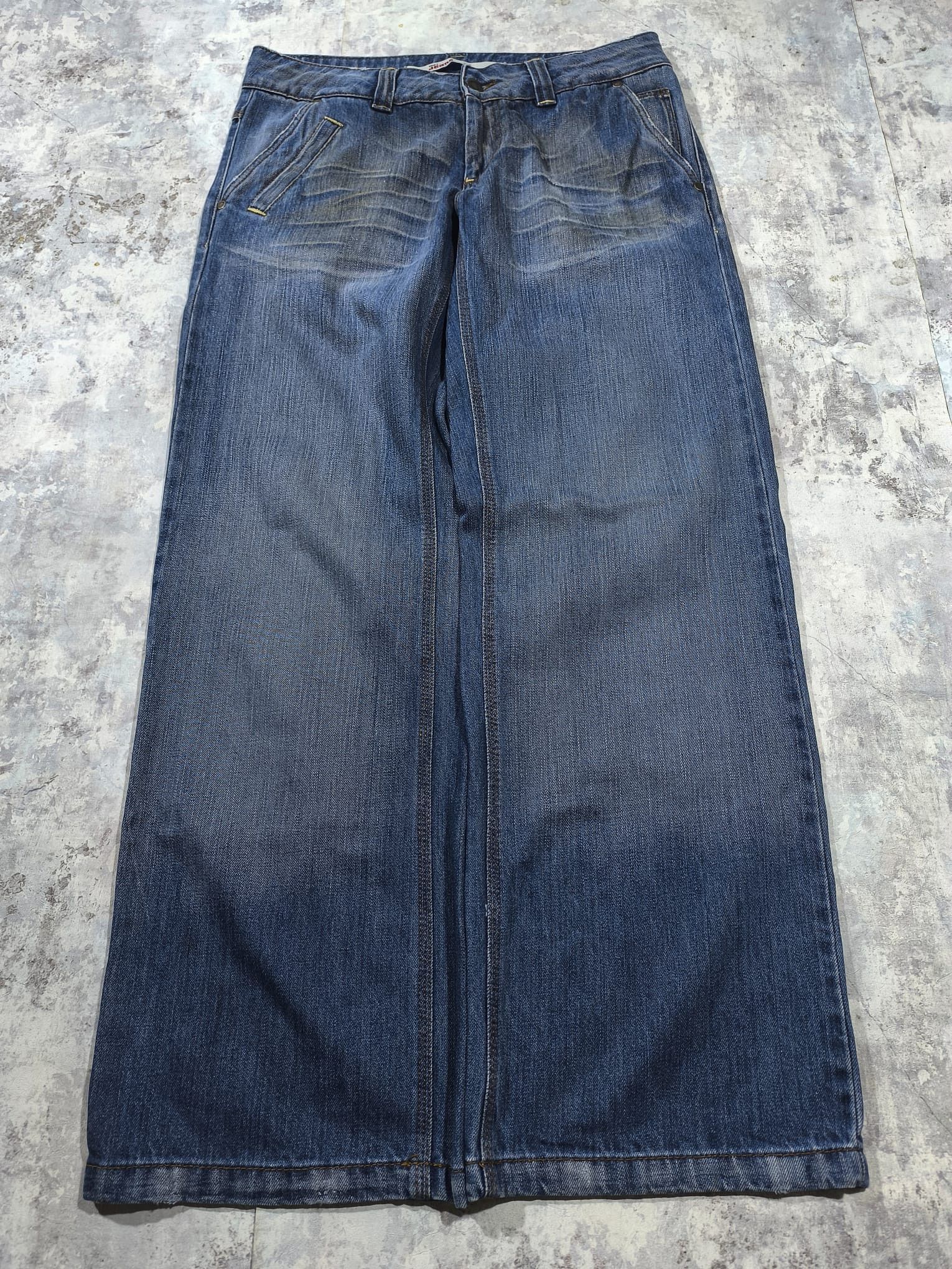 Other baggy vintage wideleg grunge faded wash y2k women jeans Size 33" - 2 Thumbnail