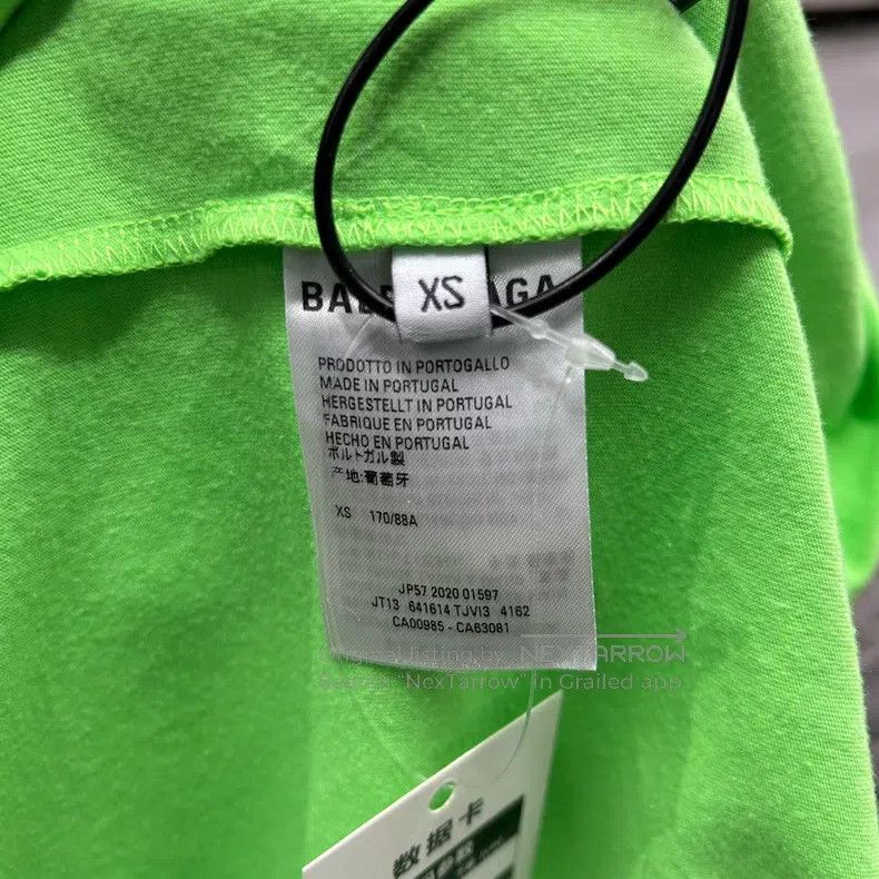 Balenciaga Balenciaga Seven Languages Short Sleeve Size US XS / EU 42 / 0 - 5 Thumbnail
