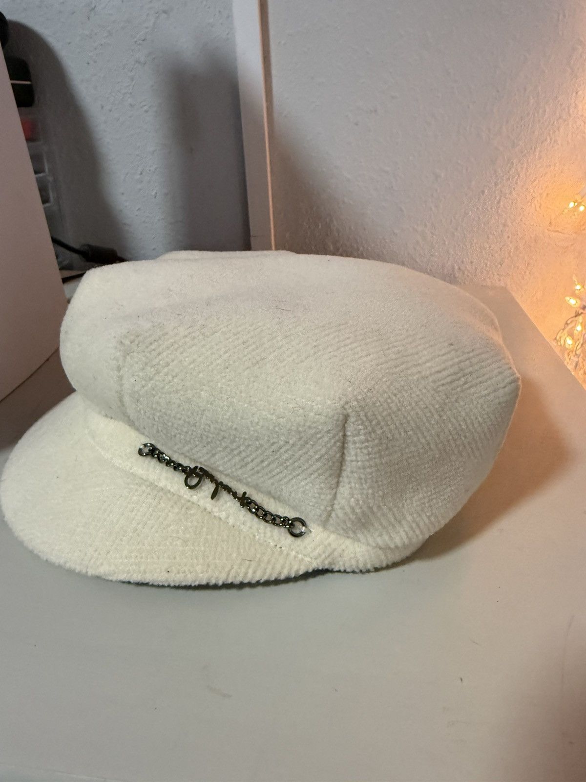 Burberry Burberry Wool Hat Size ONE SIZE - 1 Thumbnail