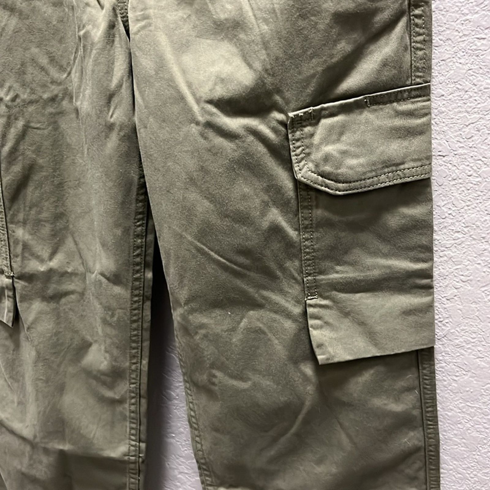 Timberland Timberland Women’s Utility Cargo Pant Size 27W x 30L Khaki Size 27" / US 4 / IT 40 - 5 Thumbnail