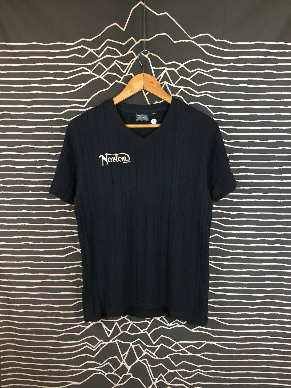 Norton Norton Motorcycles Tourist Trophy Mounts Ribbed Tee Size US M / EU 48-50 / 2 - 2 Thumbnail