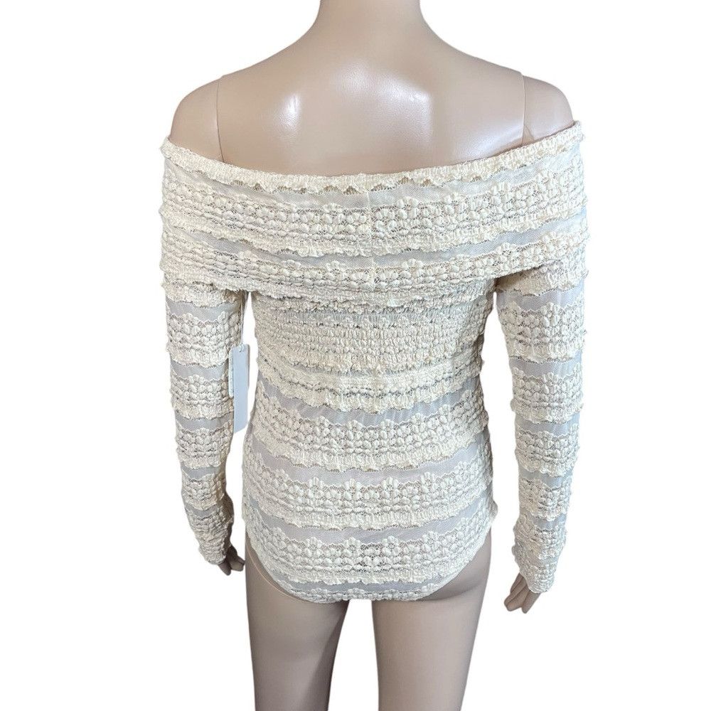 Free People NWT New Free People Cream Lace Sanna Bodysuit Size L Size L / US 10 / IT 46 - 3 Thumbnail