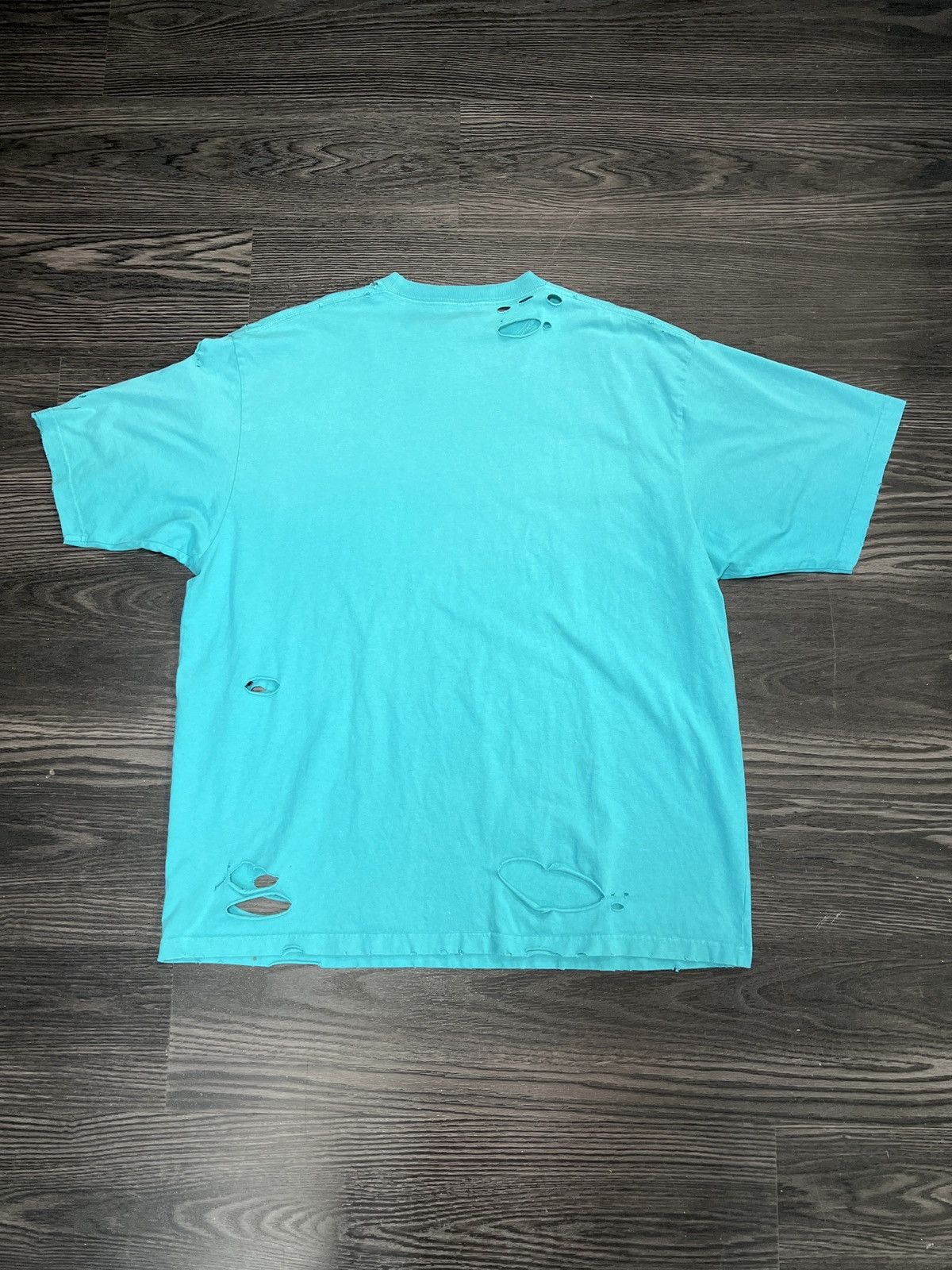 Balenciaga Balenciaga Caps Destroyed Flatground T-Shirt (PreOwned) Size US M / EU 48-50 / 2 - 2 Thumbnail