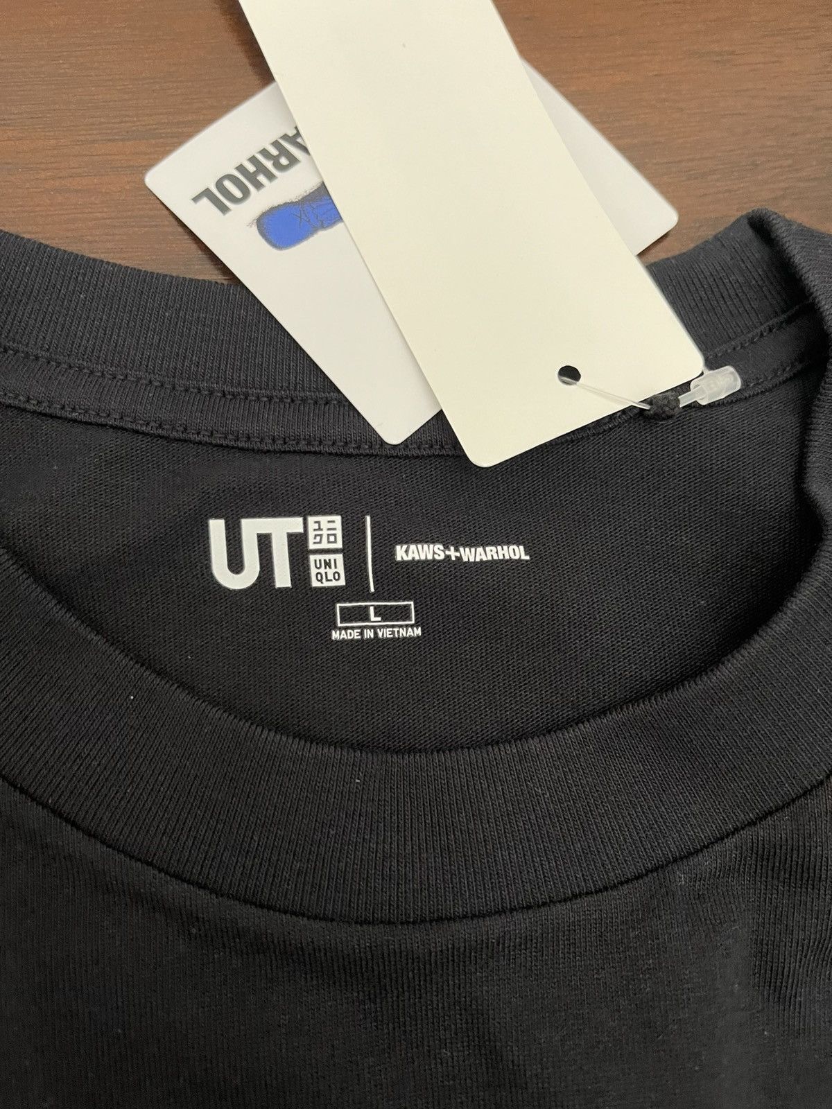 Kaws × Uniqlo KAWS + Warhol Uniqlo unisex T-shirt nwt Size US L / EU 52-54 / 3 - 4 Thumbnail