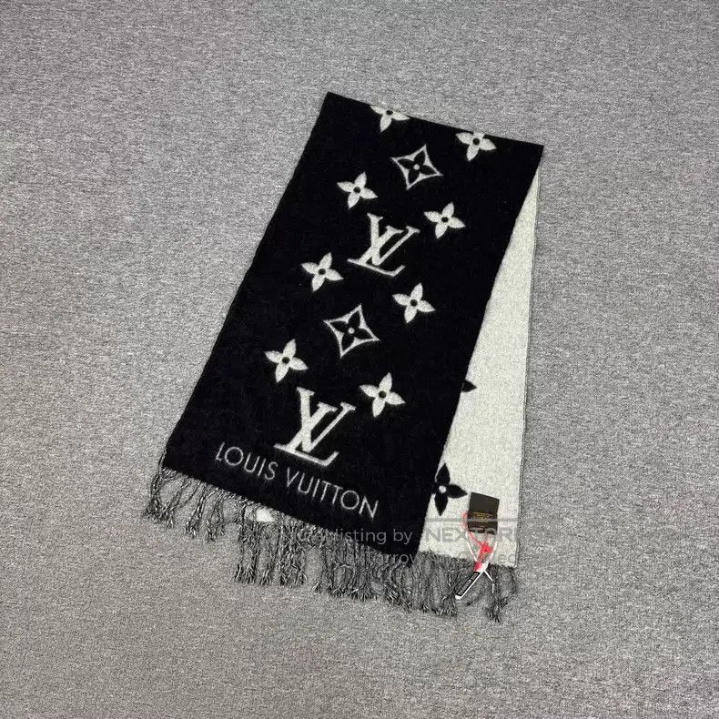 Louis Vuitton Louis Vuitton Old-print double-faced cashmere scarf Size ONE SIZE - 1 Thumbnail