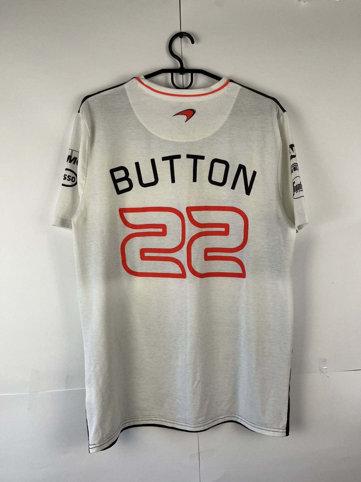 Formula 1 Honda McLaren Formula 1 F1 Vintage Button 22 Tee Shirt Size US M / EU 48-50 / 2 - 5 Thumbnail