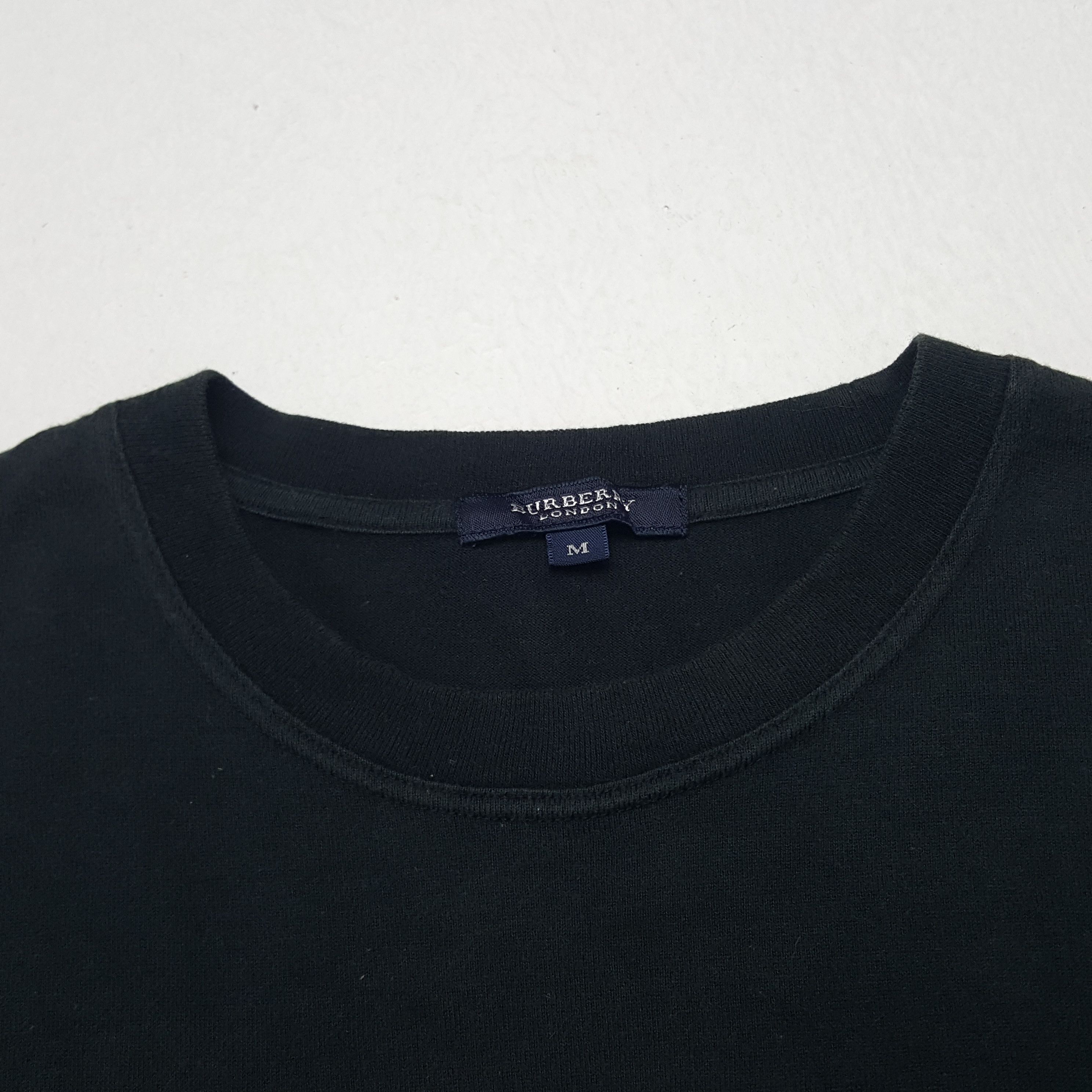 Burberry × Vintage Vintage Burberry London Nova Check Tshirt Size US M / EU 48-50 / 2 - 4 Thumbnail
