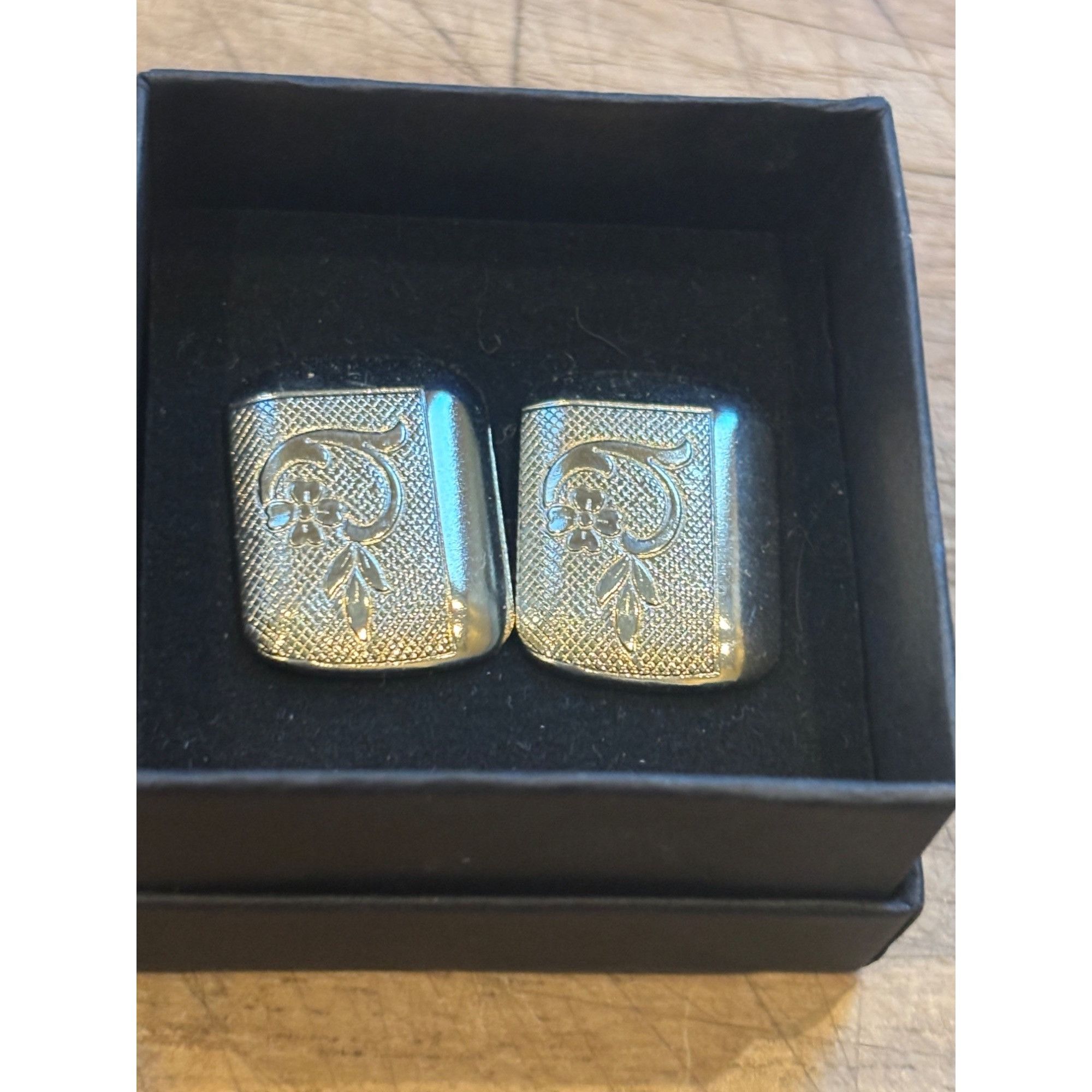 Other Rectangular Silver Floral Engraved Cufflinks In Gift Box Size ONE SIZE - 5 Thumbnail