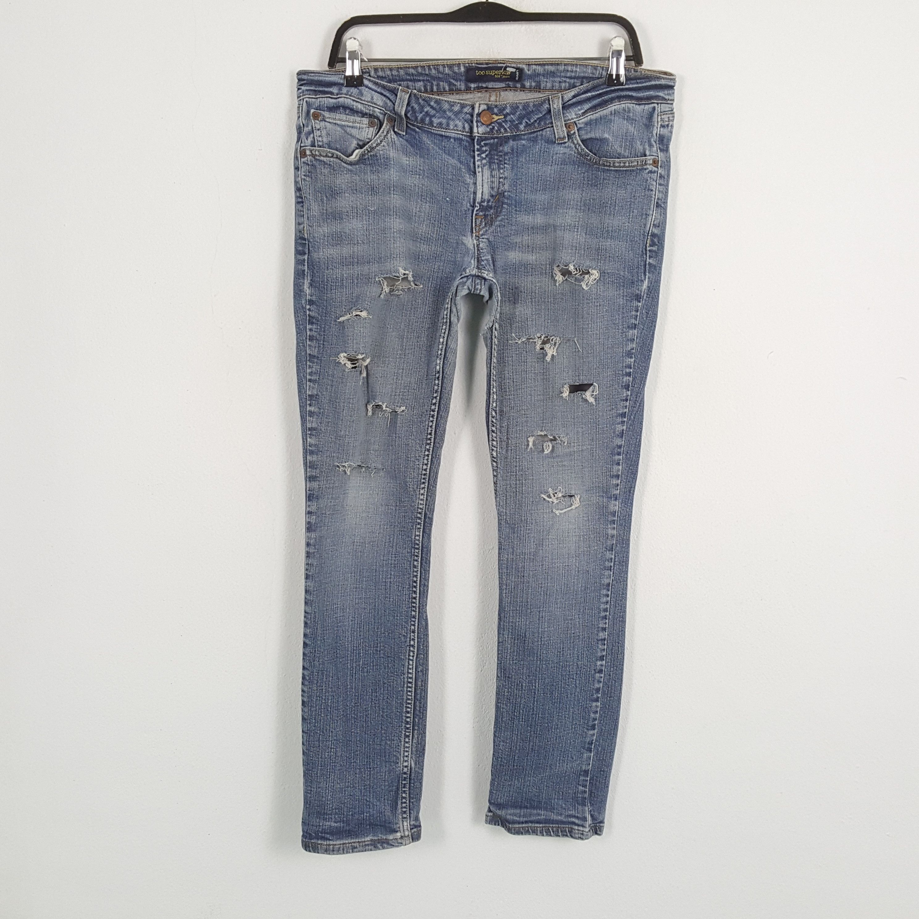 Levi's × Vintage LEVI'S Streetwear Style Distressed Jeans Size 34" / US 12 / IT 48 - 1 Thumbnail