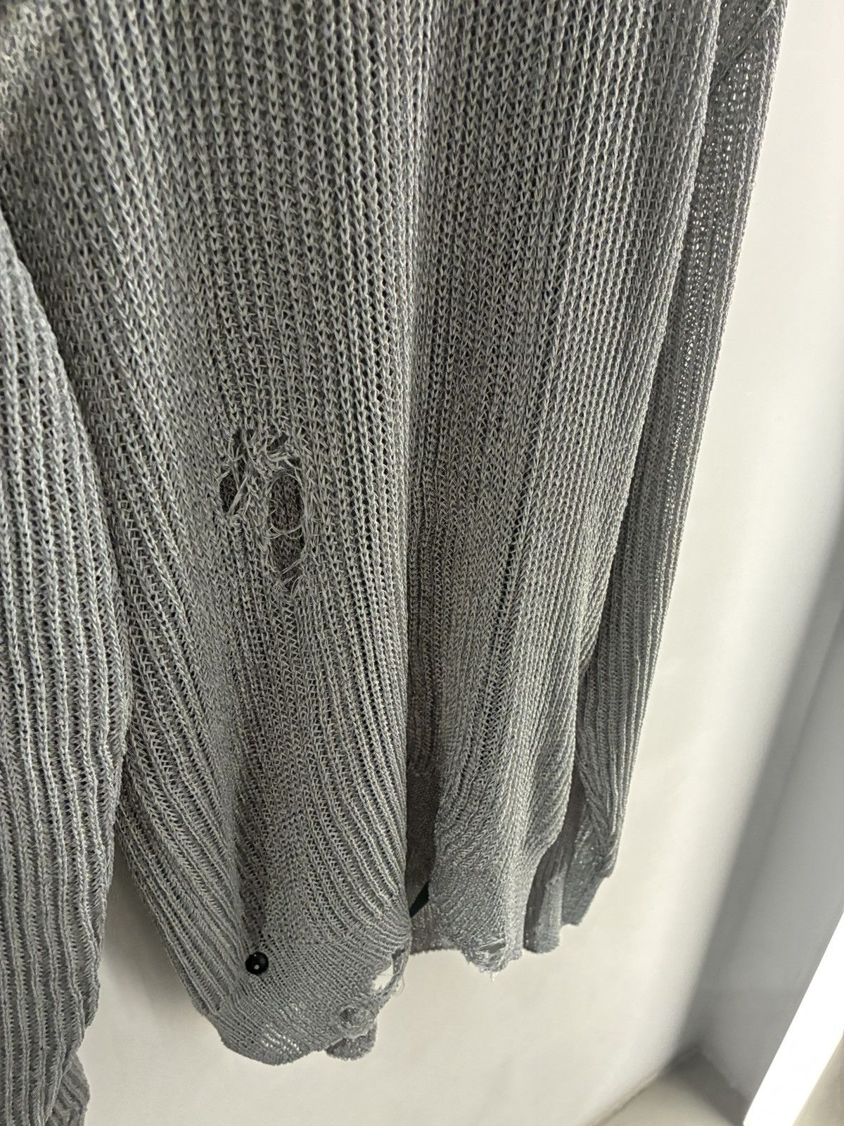 Balenciaga BALENCIAGA Reflective / Distressed Ribs Sweater Size US M / EU 48-50 / 2 - 3 Thumbnail