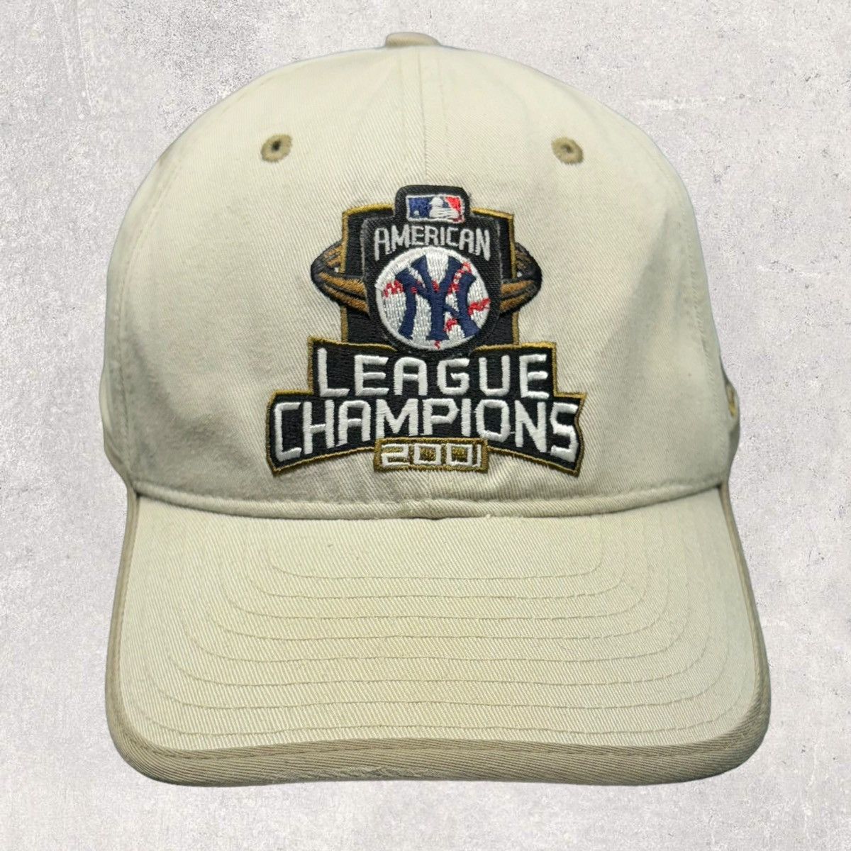 New Era × Vintage Vintage New York Yankees Hat Size ONE SIZE - 1 Thumbnail