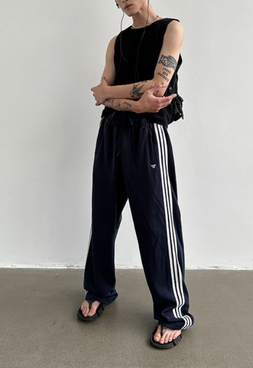 Other Men’s Design panel three-bar trousers Size US 30 / EU 46 - 12 Thumbnail