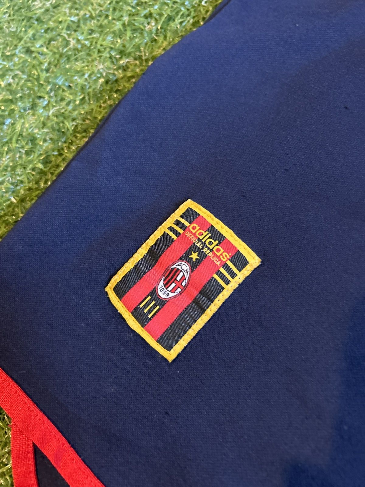 Adidas × Vintage 99/00 AC Milan Centenary Maldini Third Shirt Size US L / EU 52-54 / 3 - 14 Thumbnail