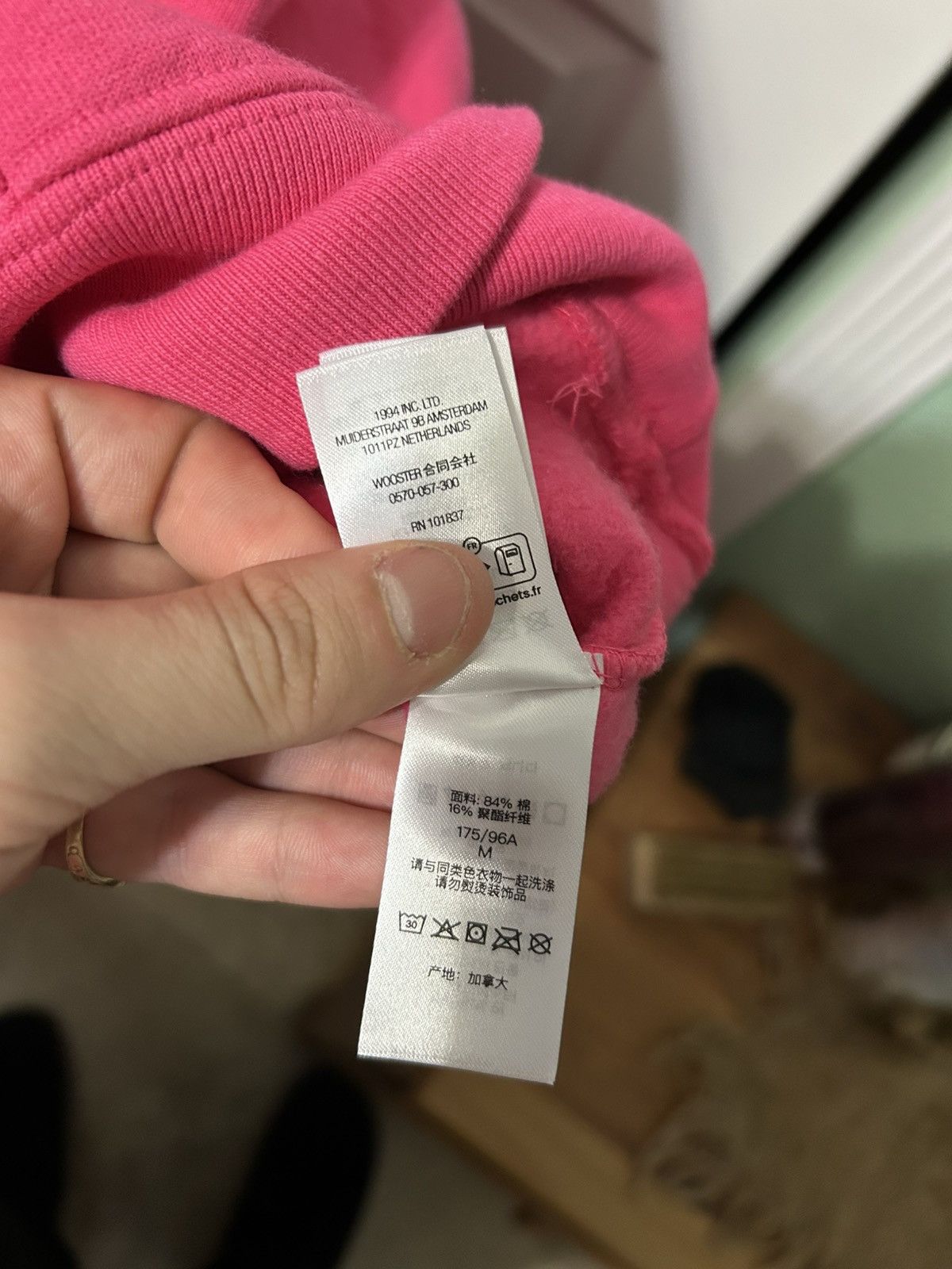 Supreme Supreme small box logo magenta hoodie size M Brand new!! Size US M / EU 48-50 / 2 - 9 Thumbnail