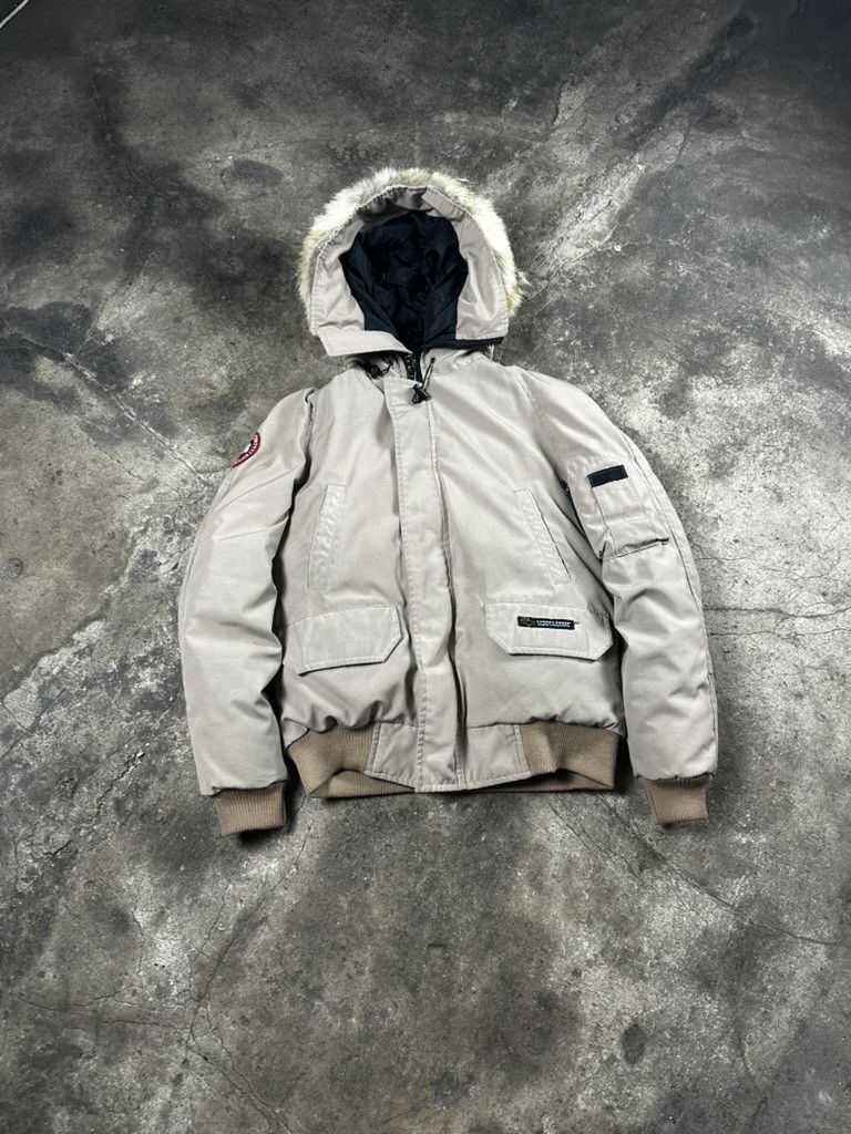 Canada Goose Canada Goose Chillwack Bomber Fur Hood Winter Jacket Size US XS / EU 42 / 0 - 1 Thumbnail