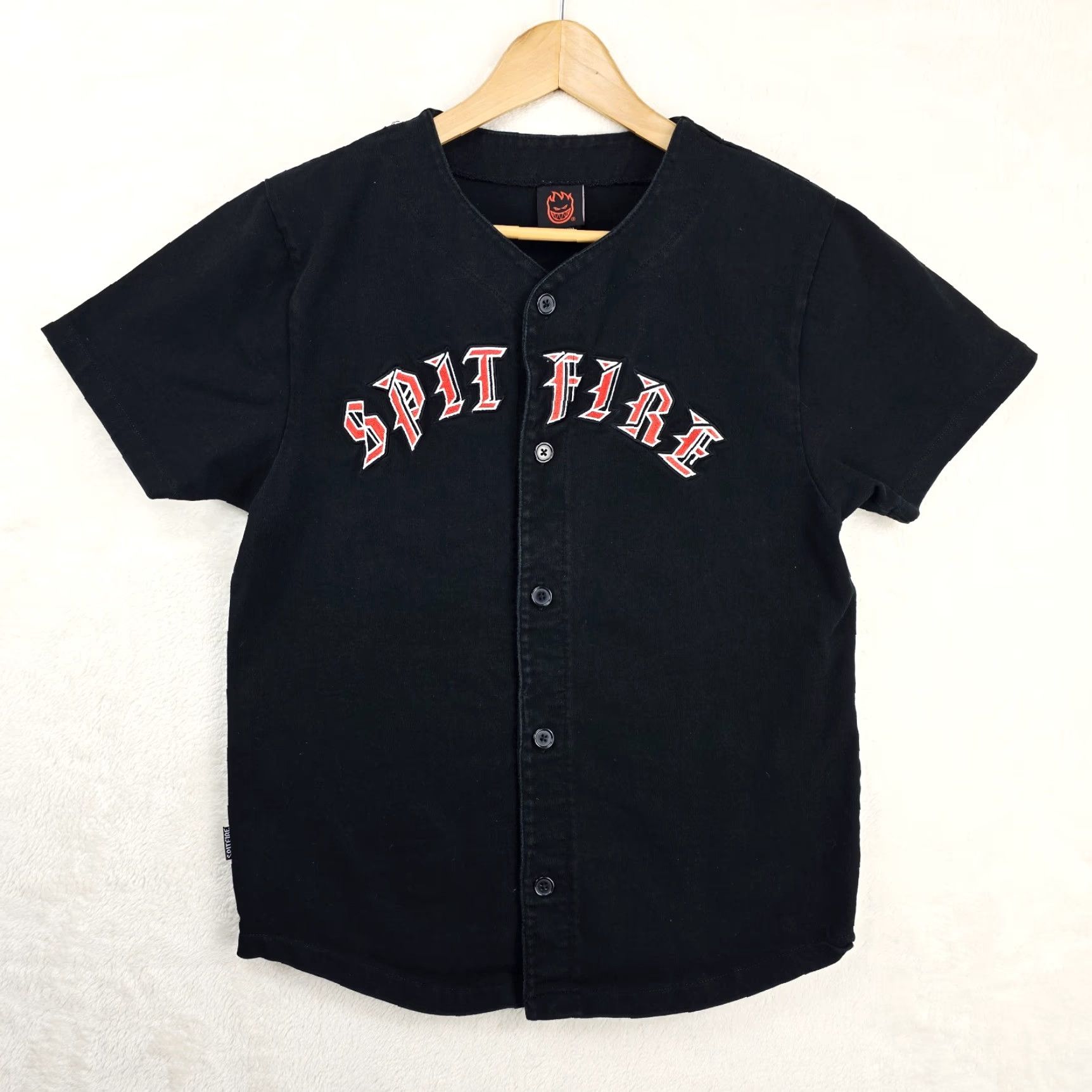トップス SPITFIRE BUTTON FRONT JERSEY Spitfire. Old E Button Front Jersey. Black.