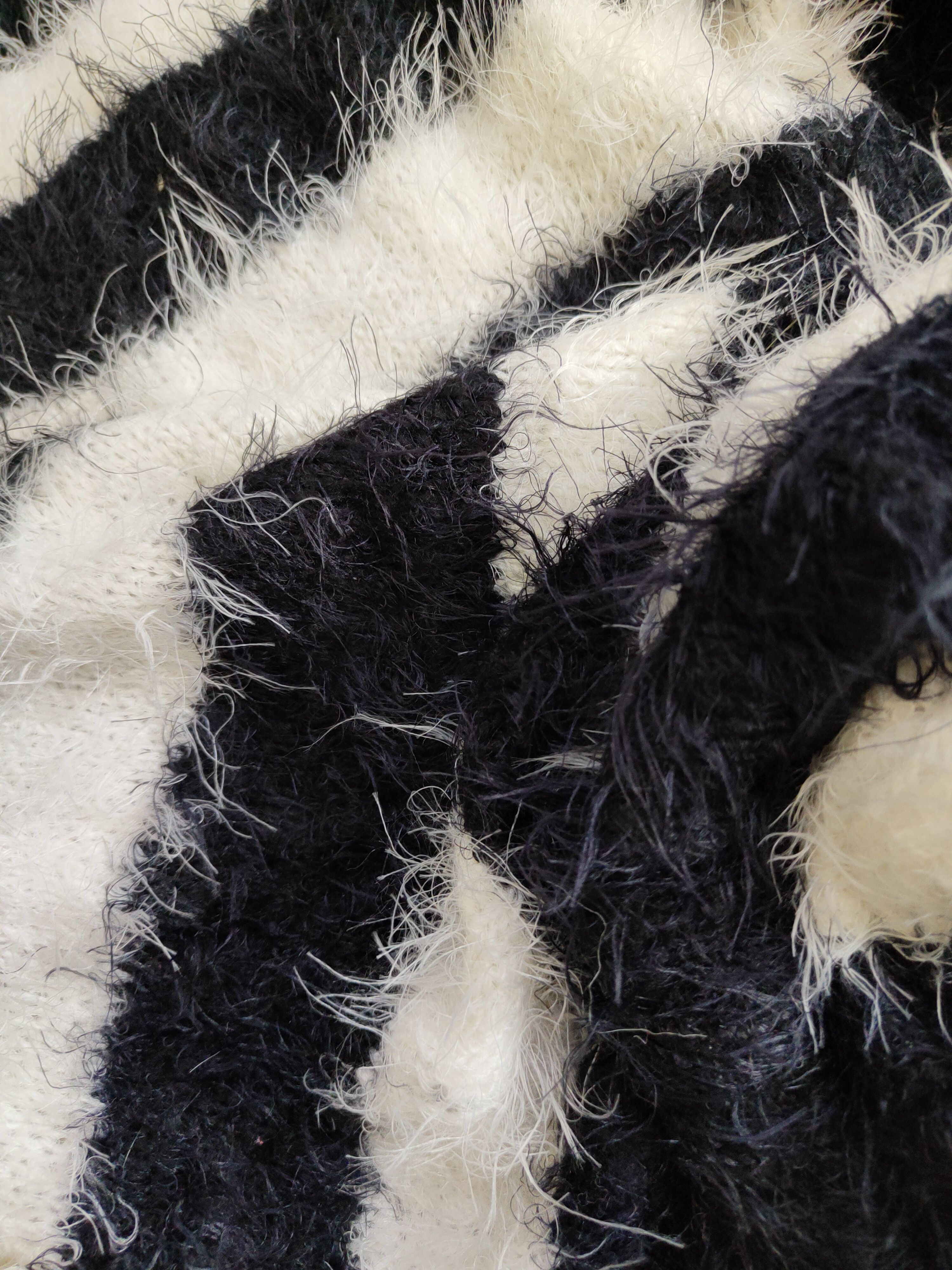 Japanese Brand Shiny Ripple Black White Fur Mohair Knitwear #S2062 Size M / US 6-8 / IT 42-44 - 10 Thumbnail