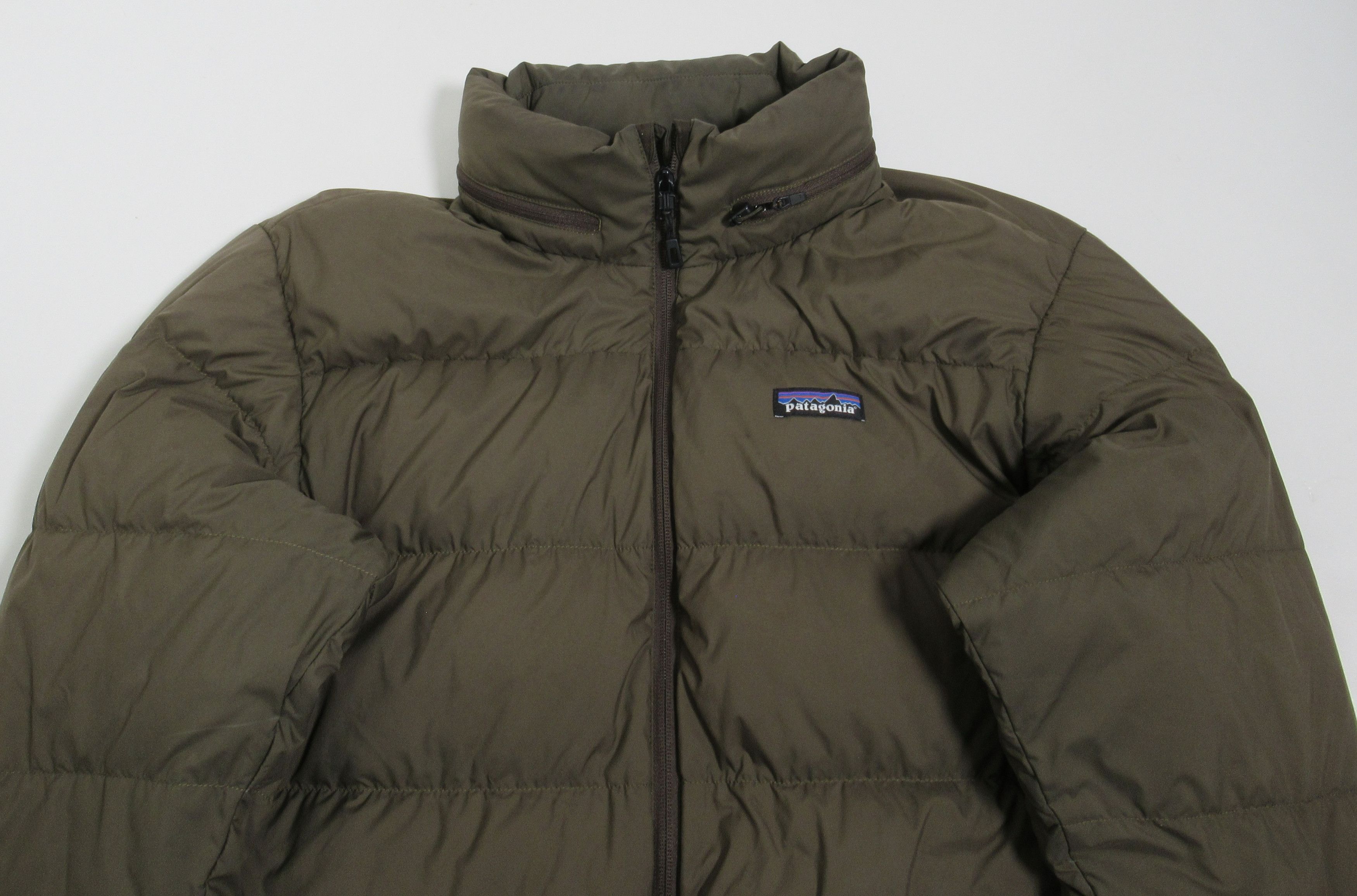 Patagonia Patagonia Silent Down Jacket Logwood Brown LDBR 27930FA19 Size US L / EU 52-54 / 3 - 2 Thumbnail