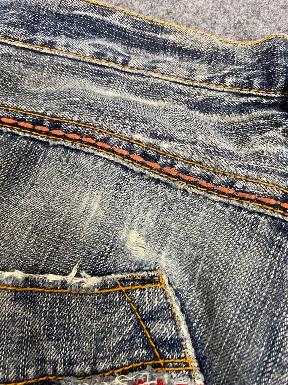 Japanese Brand vintage villand japanese brands distressed denim nice design Size US 34 / EU 50 - 7 Thumbnail