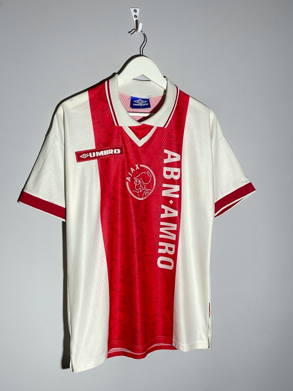 Umbro × Vintage Ajax Amsterdam Umbro 1998/99 Vintage Home Football Shirt Size US M / EU 48-50 / 2 - 2 Thumbnail