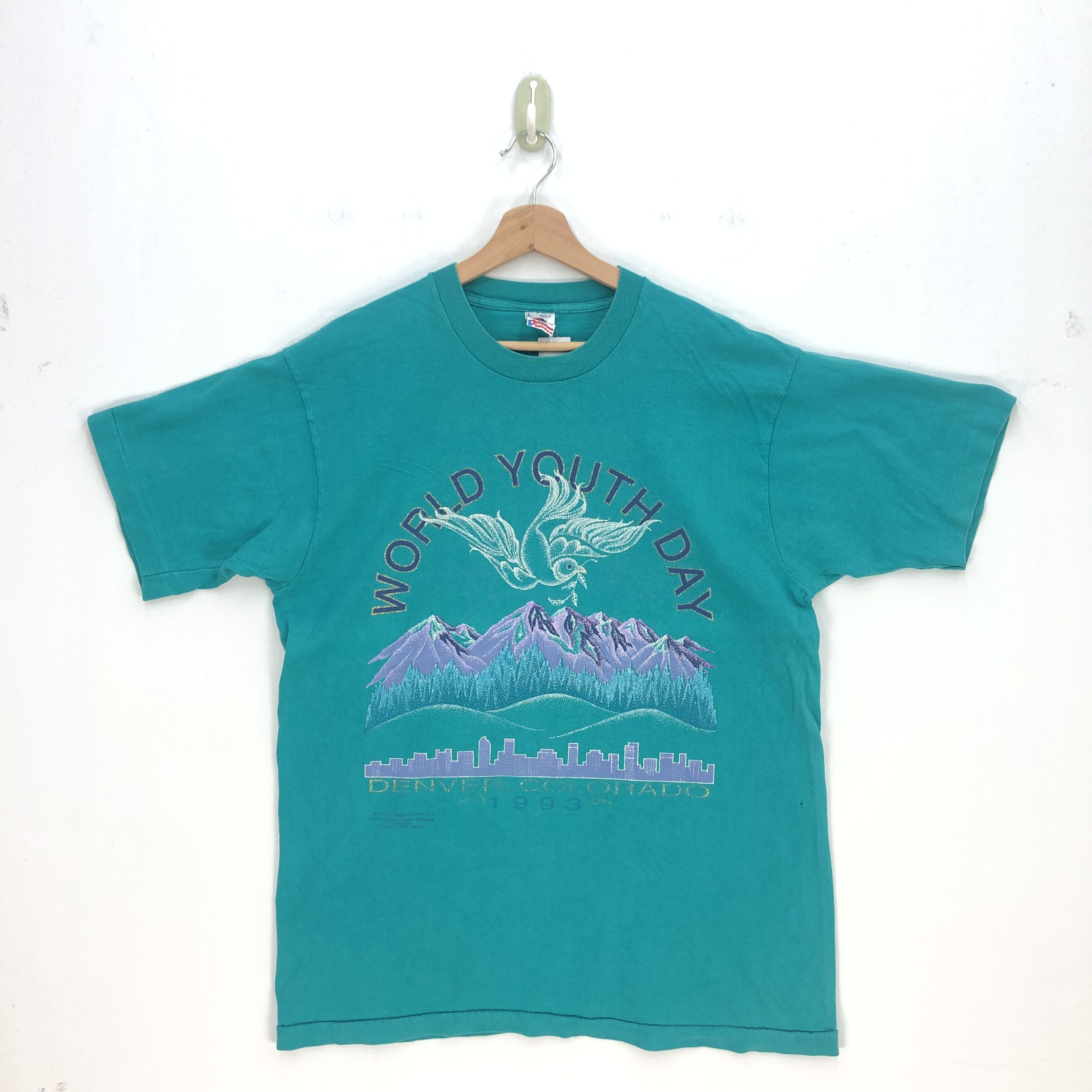 Vintage Vintage 1993 World Youth Day T Shirt Novelty Travel Tees Size US L / EU 52-54 / 3 - 1 Thumbnail