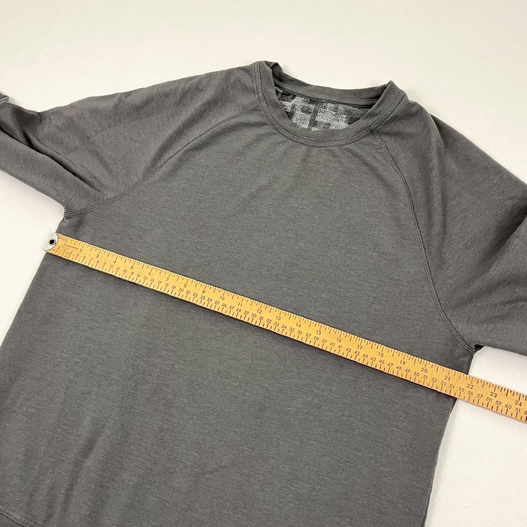 Lululemon Lululemon Sweatshirt Mens Large Gray Active Crewneck Athleisure Casual Lounge Size US L / EU 52-54 / 3 - 6 Thumbnail