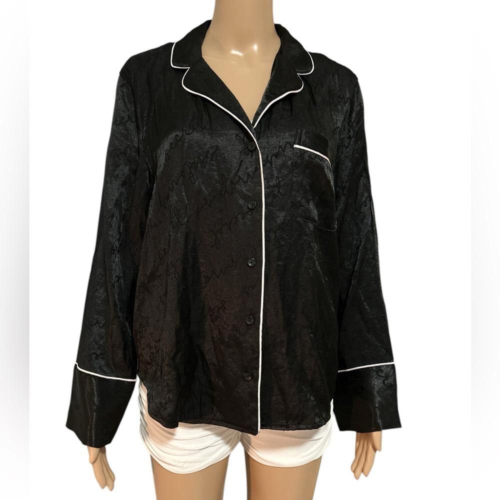 Designer VS high quality Black Satin Pajama Top with White Trim Size ONE SIZE - 1 Thumbnail