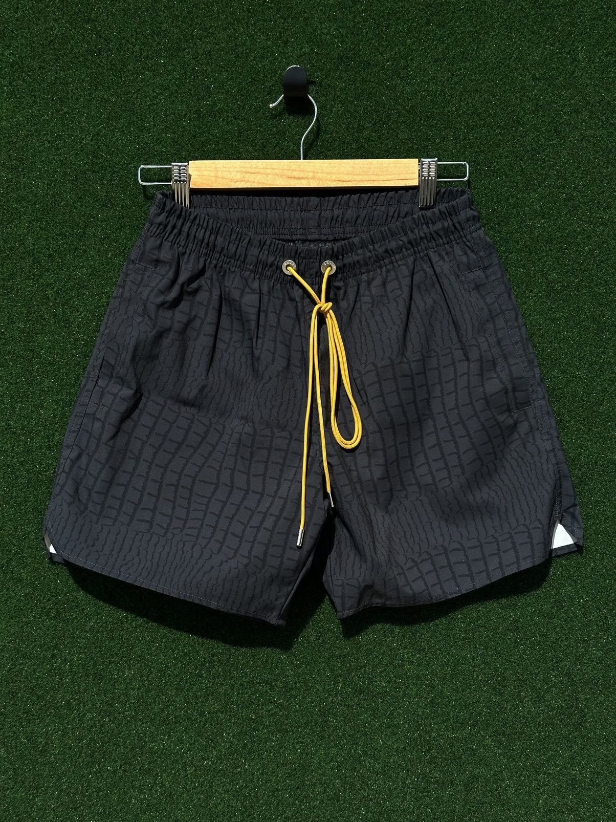 Rhude Rhude Black Crocodile Print Swim Shorts Size Small Size US 30 / EU 46 - 1 Thumbnail