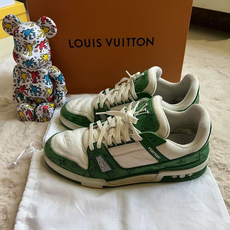 Louis Vuitton Louis Vuitton Green and White Low-Top Sneakers -2508 Size US 10.5 / EU 43-44 - 6 Thumbnail