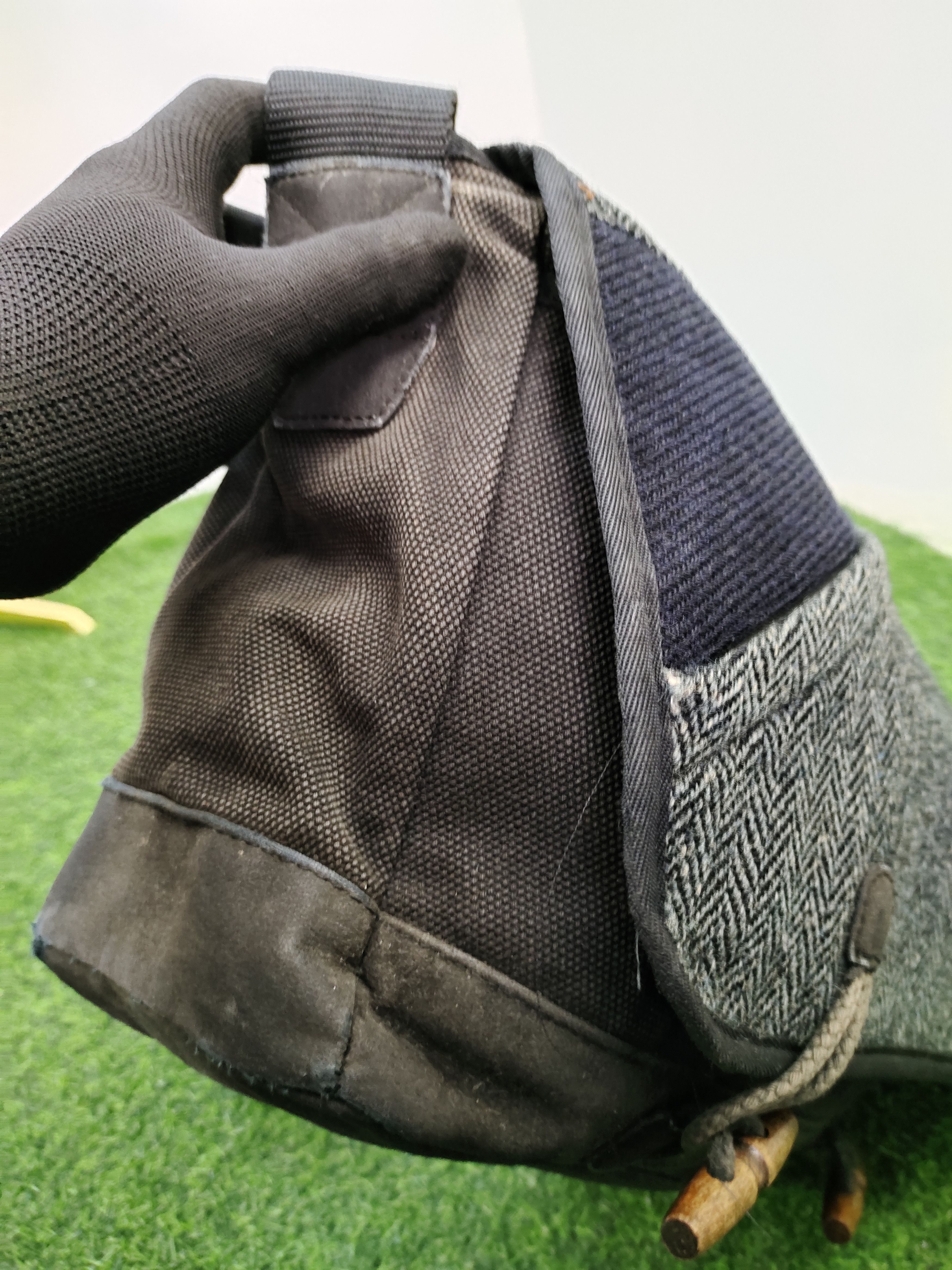 Beams Plus × Harris Tweed Nicole Club x Harris Tweed Canvas Distress Messenger Bag Size ONE SIZE - 9 Thumbnail