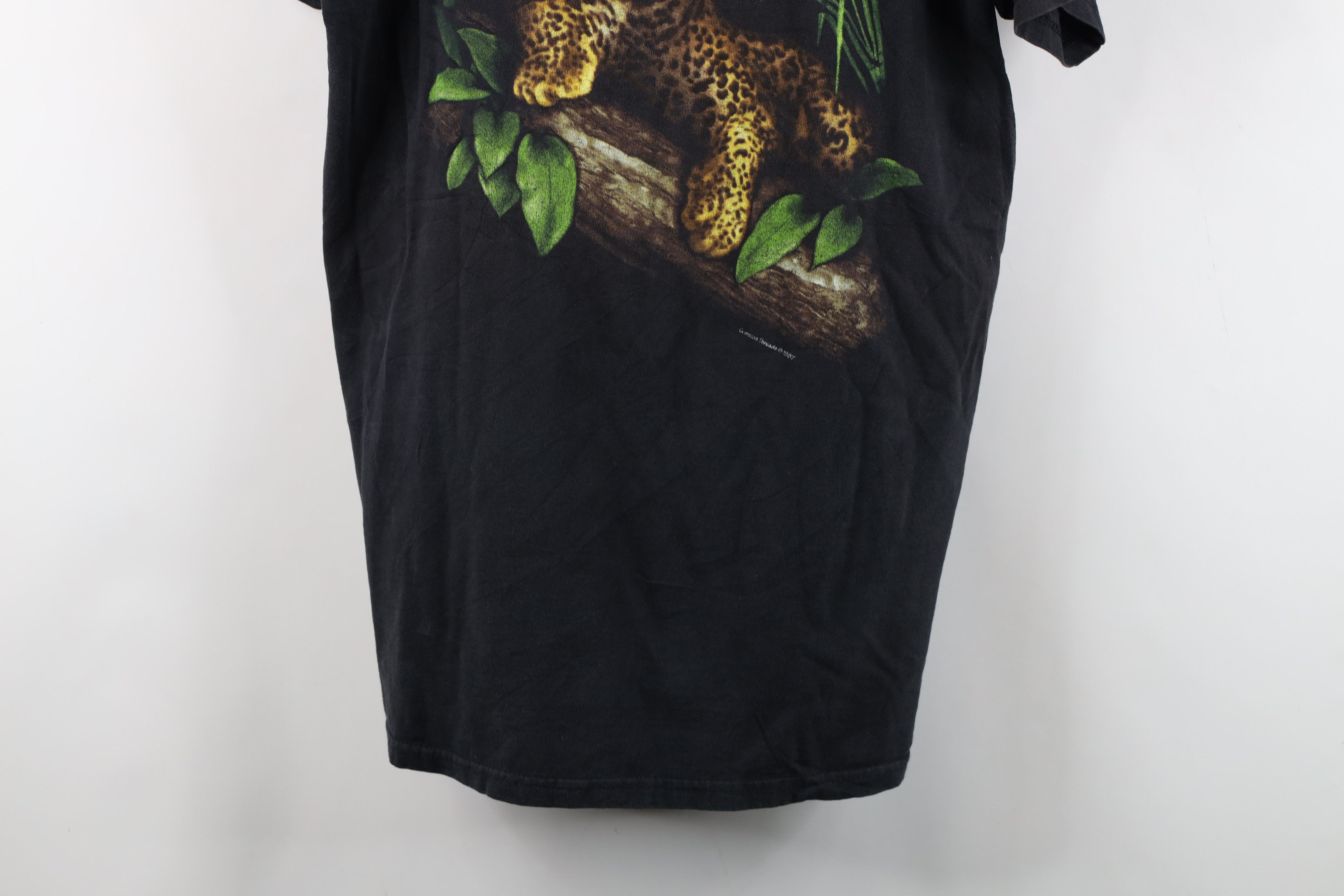 Vintage Vintage 90s Streetwear Big Cat Leopard Cheetah T-Shirt Black Size US M / EU 48-50 / 2 - 3 Thumbnail
