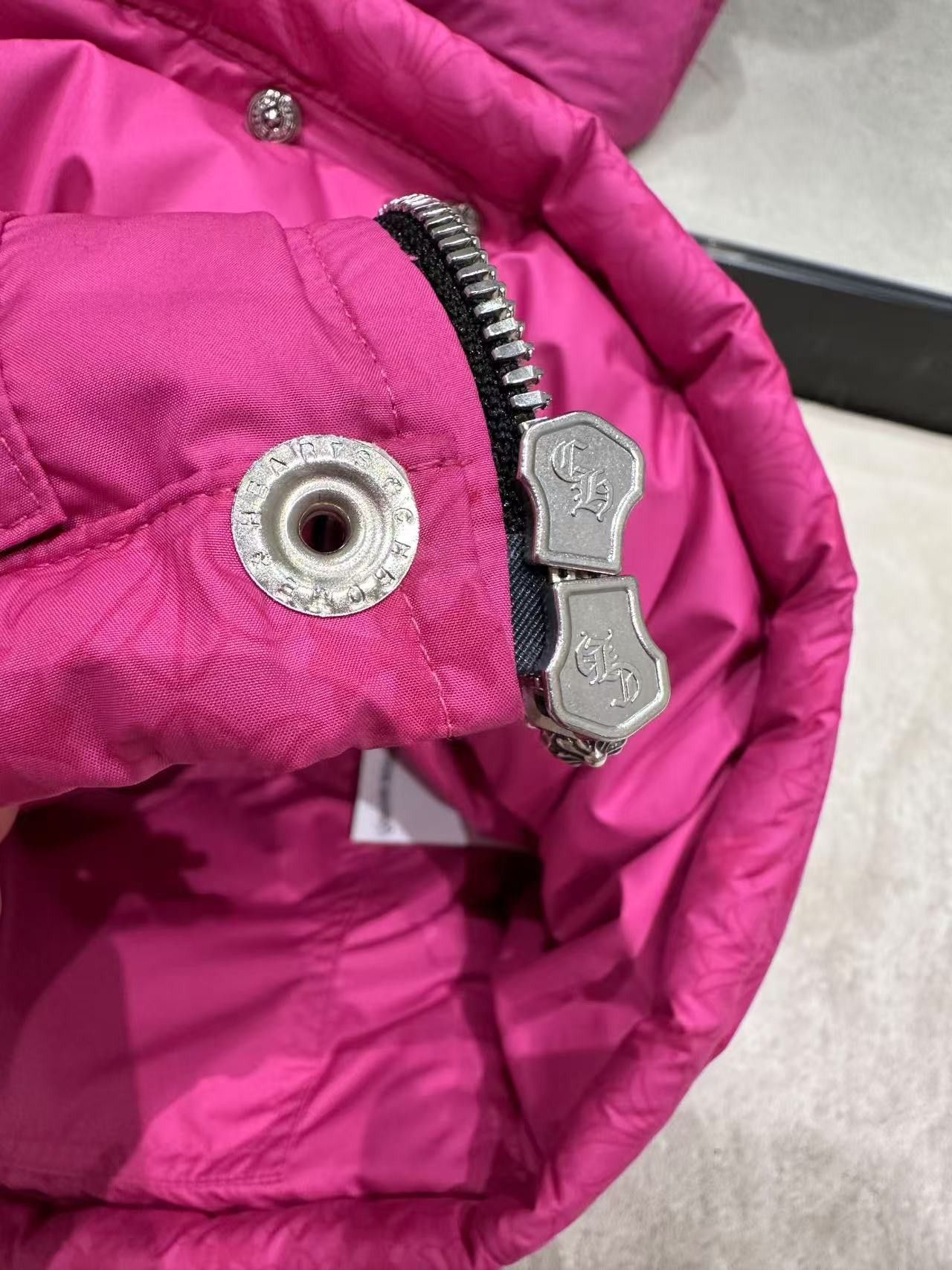 Chrome Hearts Chrome Hearts Women Pink Monogram Cropped Puffer Down Jacket Size M / US 6-8 / IT 42-44 - 10 Thumbnail