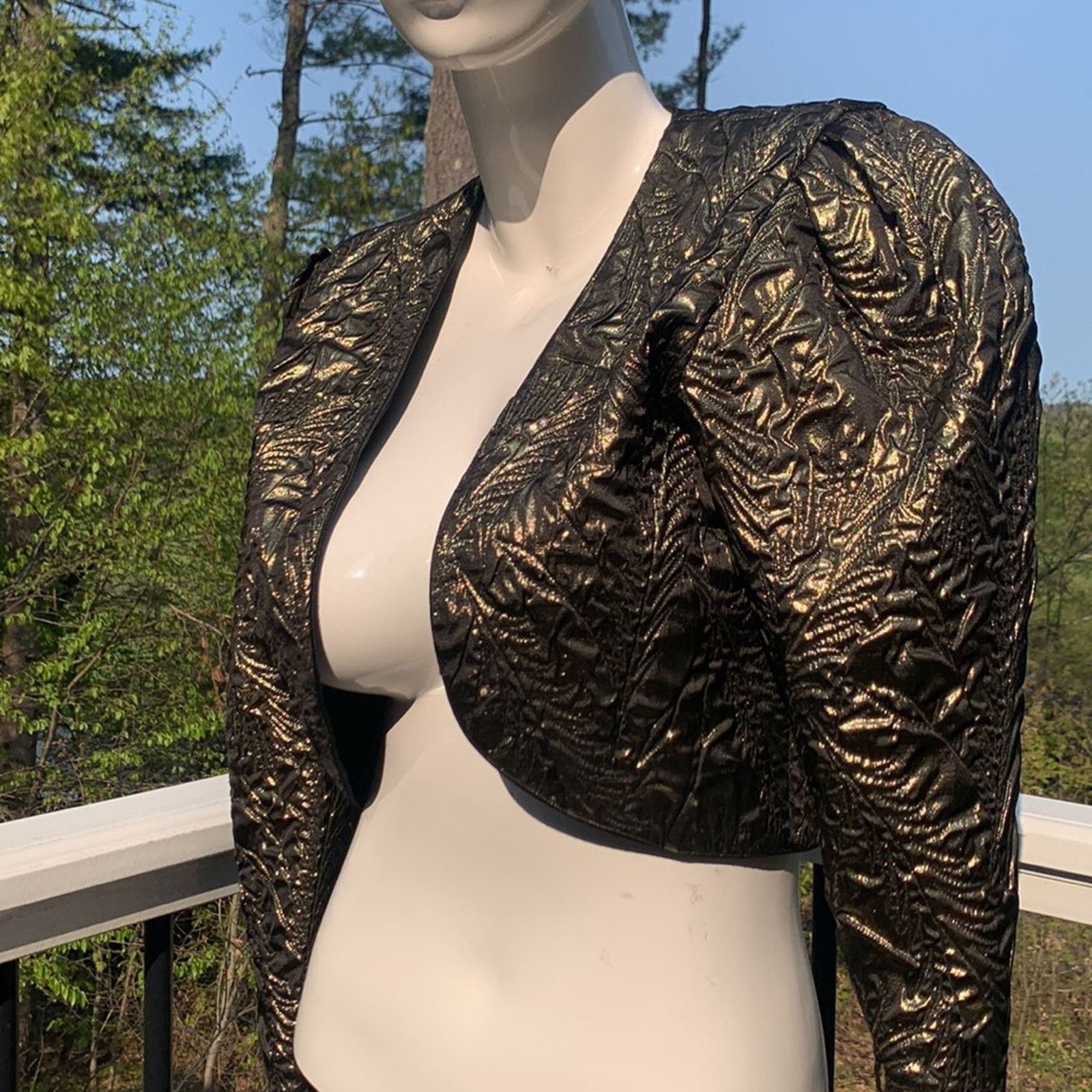 Vintage 80’s metallic bronze puff sleeve cropped quilt bolero shrug Size M / US 6-8 / IT 42-44 - 8 Thumbnail