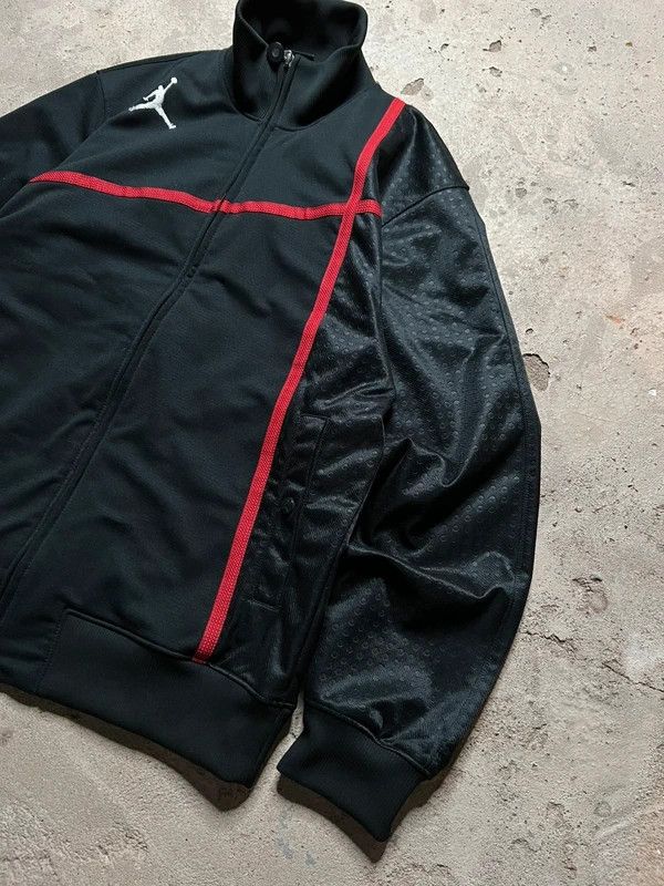 Jordan Brand 00s Jordan vintage track jacket zip Reflective Size US S / EU 44-46 / 1 - 2 Thumbnail